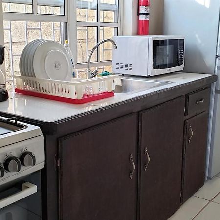 Roseau Hostel & Beach Front Property 外观 照片